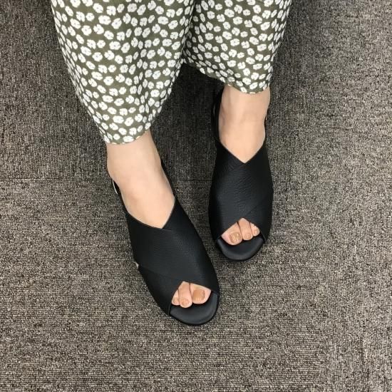 Cross Belt Sandals RP-249