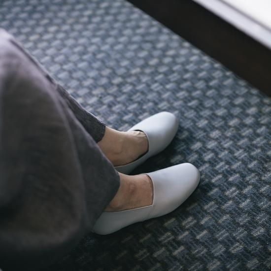 [Outlet] L-Cut Slip-On RP-204o