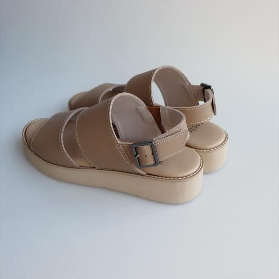 Thick-soled leather sandals RP-534