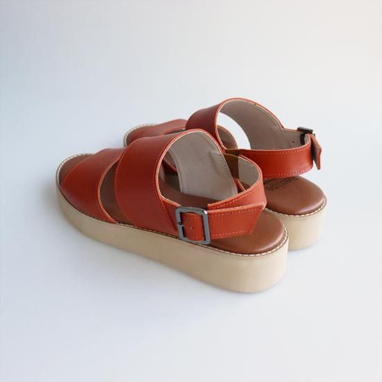 Thick-soled leather sandals RP-534