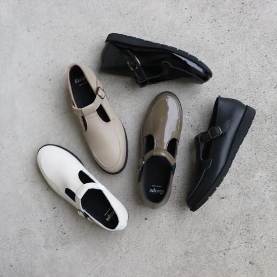 T-strap shoes RP-538