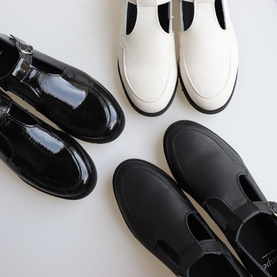 T-strap shoes RP-538