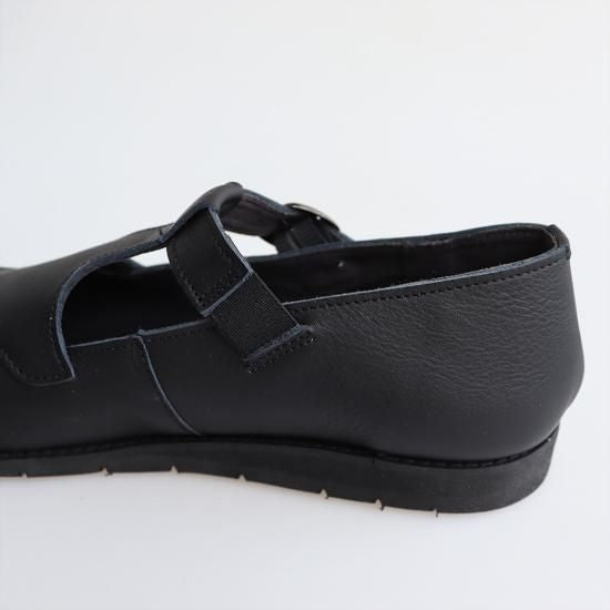 T-strap shoes RP-538