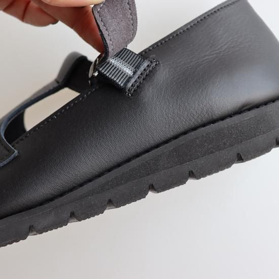 T-strap shoes RP-538