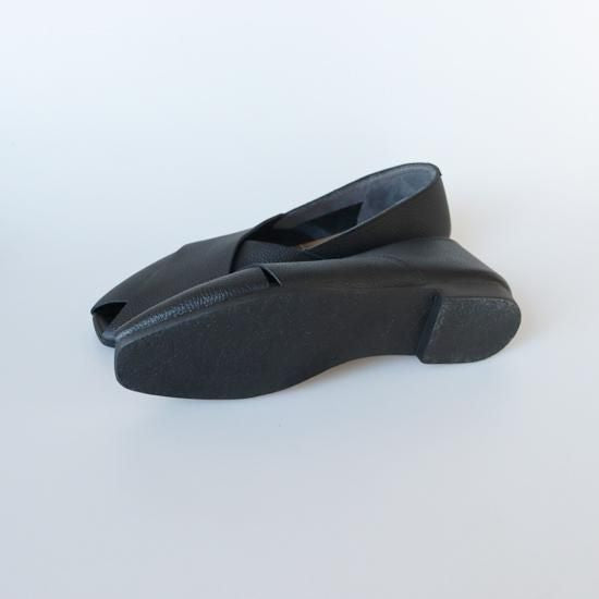 Cross Belt Shoes RP-544