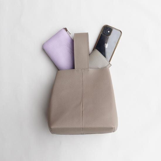 ワンハンドルバッグ B-27